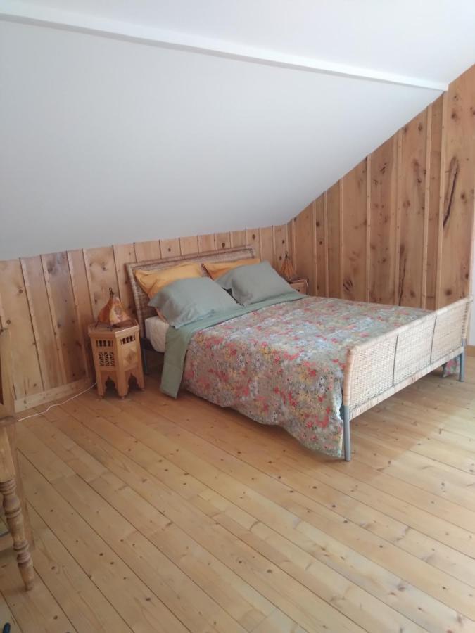 Les Dames De La Saugiat Bed & Breakfast Le Fied Dış mekan fotoğraf