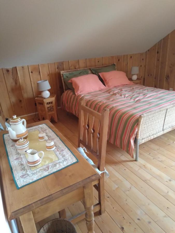 Les Dames De La Saugiat Bed & Breakfast Le Fied Dış mekan fotoğraf